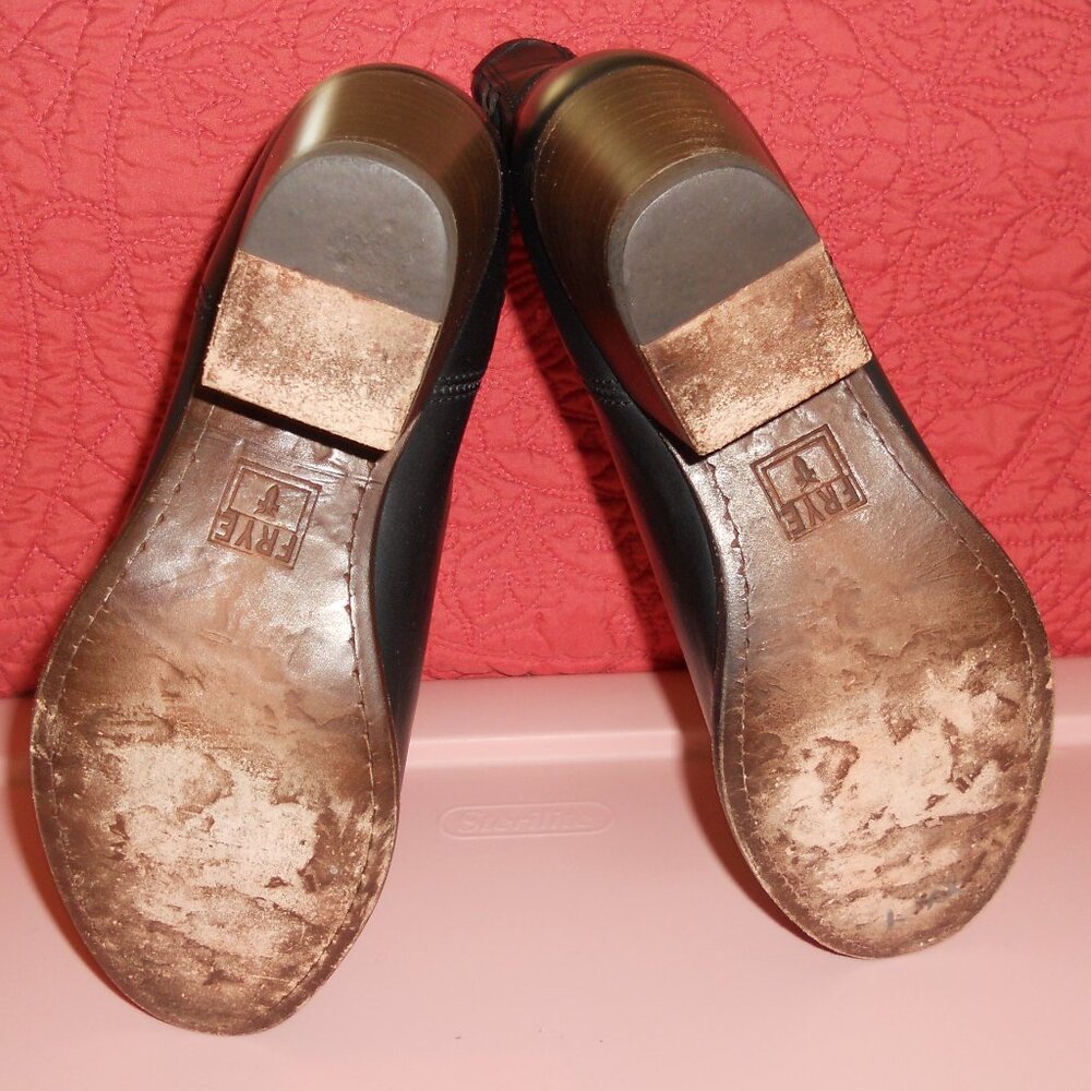 Frye 7 Black Leather Laser Cut Western Boots - Picture 7 of 9